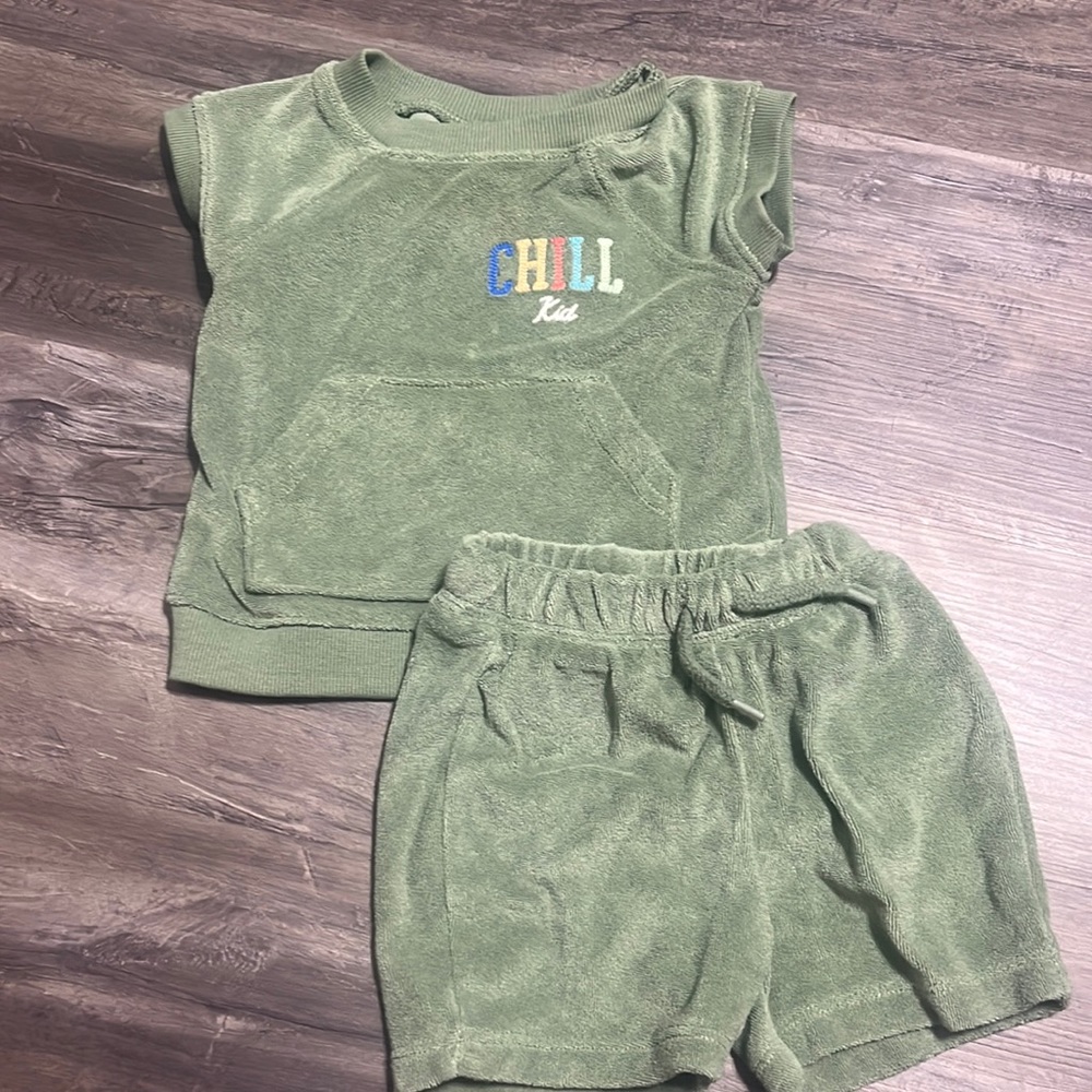 Old navy shirt/short set